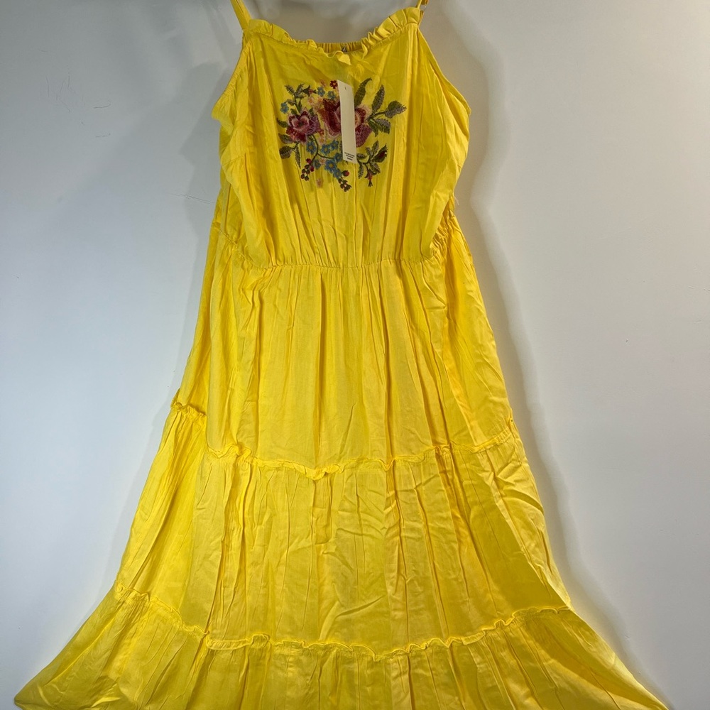 Yellow Dress with Embroidered Flowers-Size 1X